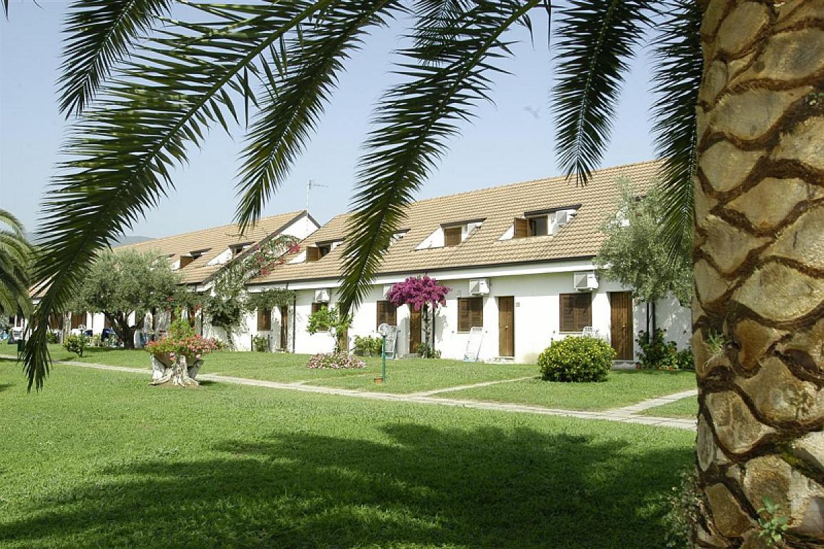  - Nicolaus Club Nausicaa Village