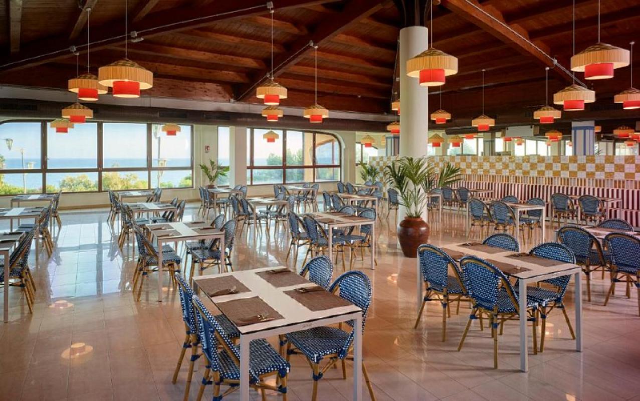  - Bluserena Serenusa Resort