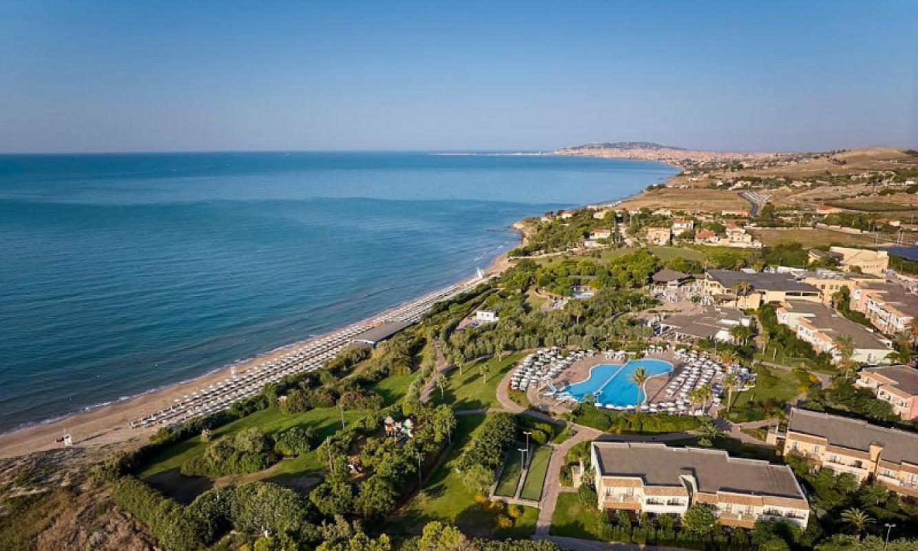  - Bluserena Serenusa Resort