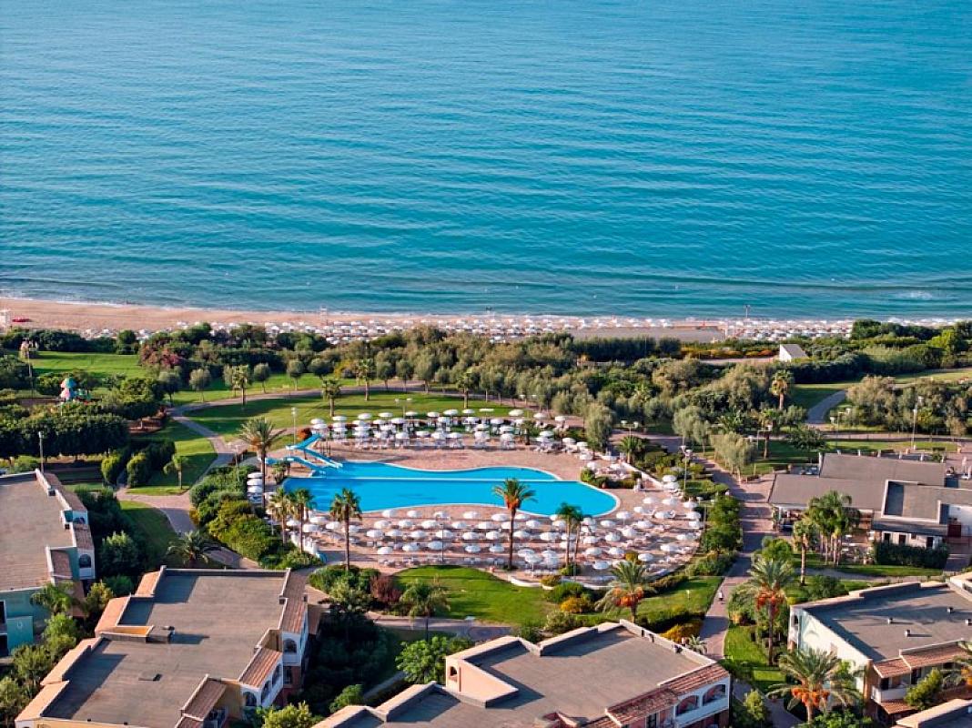  - Bluserena Serenusa Resort