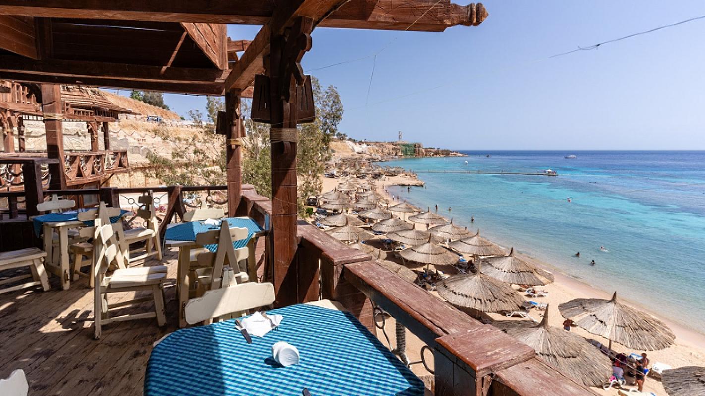  - Faraana Reef Resort