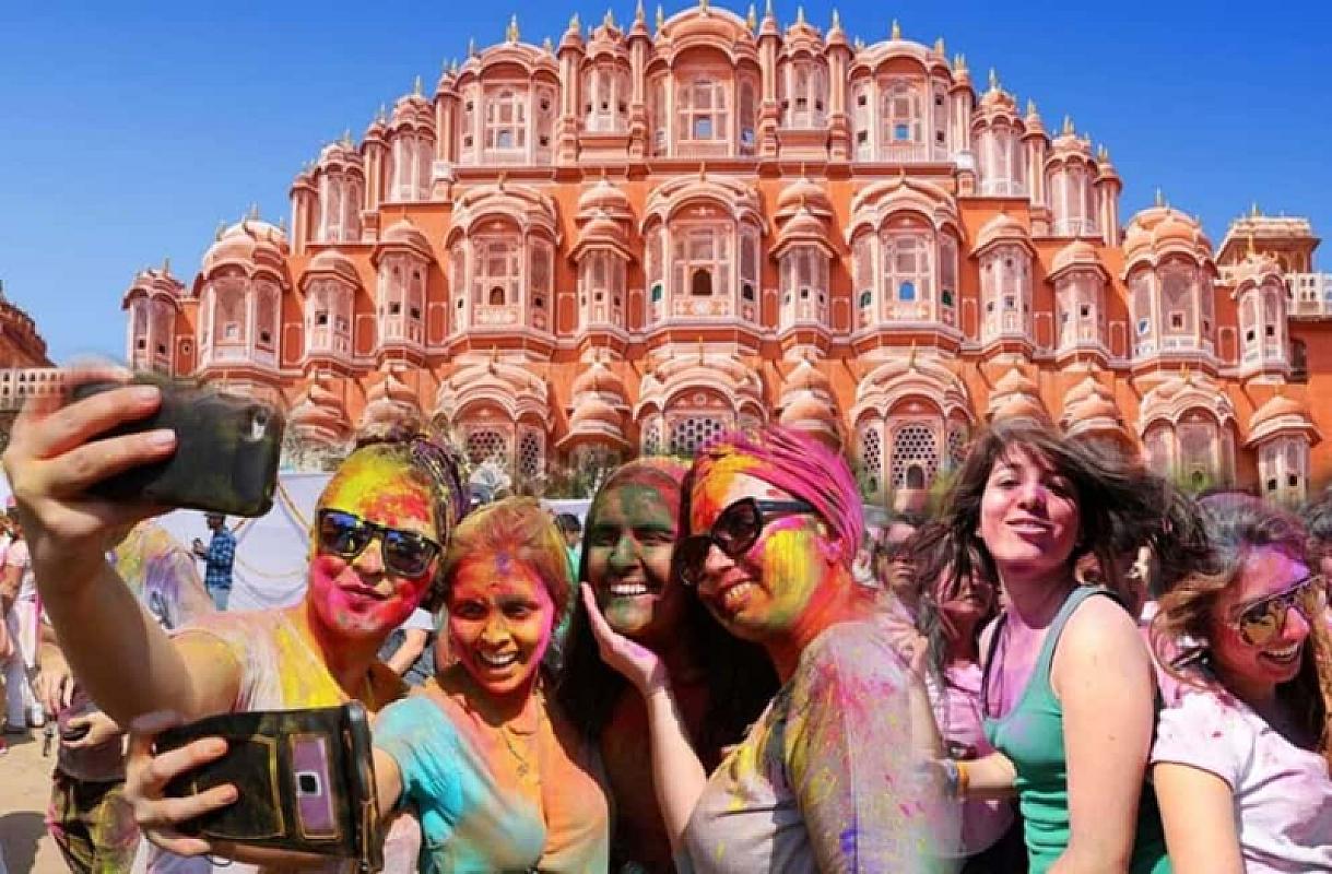  - Tour India Holi Festival